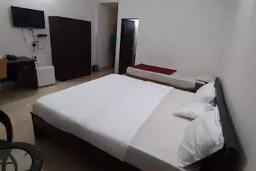 Hotel Oyo 82176 Konkan House