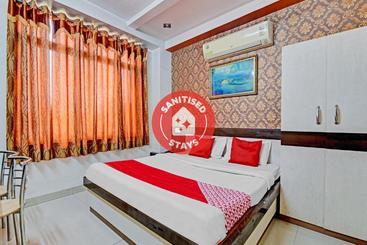 Hotel Oyo 81977  Riddhi