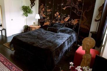 בית מלון כפרי The Gallery House