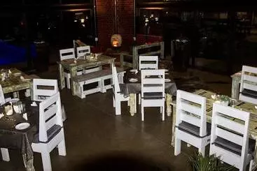 בית מלון כפרי Sunrock Guesthouse