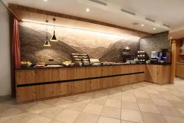 ホテル Pension Alpenhof B&b