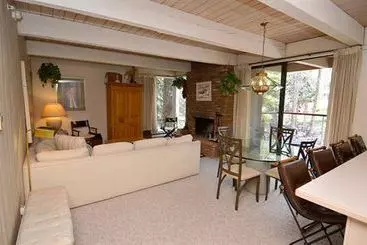 ホテル Chateau Chaumont Standard Condos