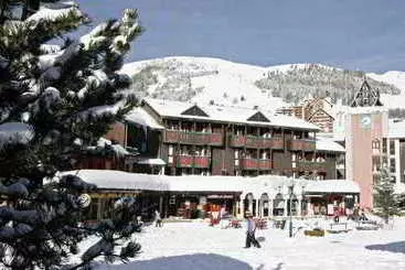 Hotel Travelski Home Classic   Résidence La Muzelle