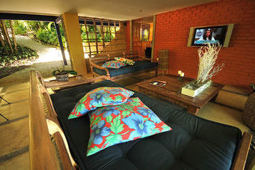 هتل Pousada Casa Caiada