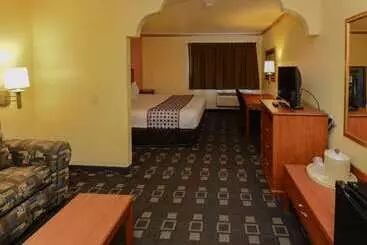 בית מלון כפרי Baymont By Wyndham Garden Of The Gods/colorado Springs