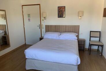 酒店 Le Grand Hôtel Ussel   Nouvelle Gérance 2023