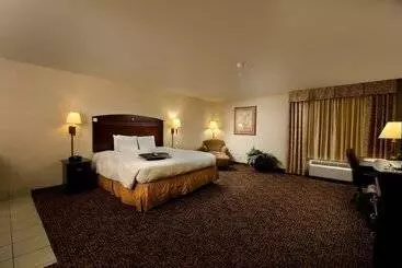 Отель Hampton Inn & Suites Gallup