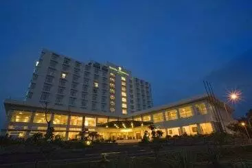 Sintesa Peninsula Hotel Manado