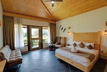 هتل Tarangi Resort And Spa