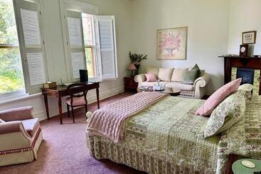 Penghana Bed And Breakfast