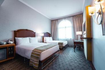 Pivot Hotel Montecasino