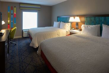 هتل Hampton Inn & Suites Atlsix Flags
