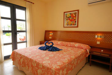 Sun Grove Villas & Spa