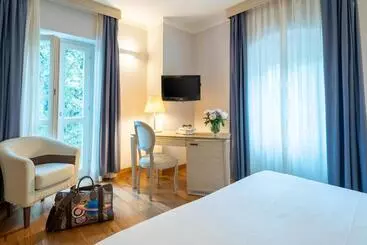 هتل Villa Giorgia Albergo In Collina