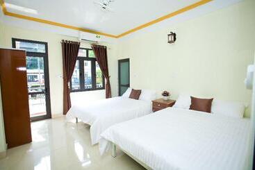 هتل Golden Forest Homestay