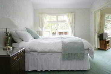 Hotel Polmaily House