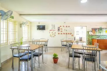 Hotelli Tamilnadu   Thirukadaiyur