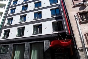 בית מלון כפרי Crystal