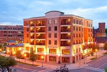 Otel Hampton Inn & Suites Saratoga Springs Downtown