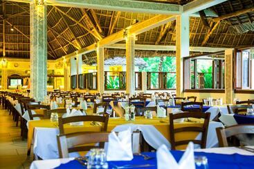 リゾートホテル Jaz Adonia