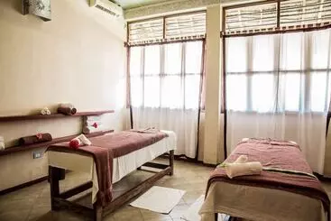 استراحتگاه Jaz Adonia