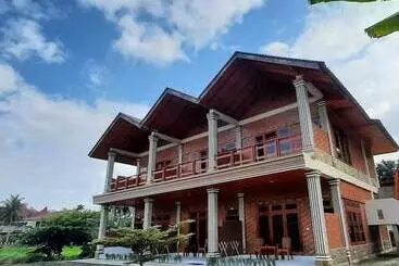 Majatalo Juma Cottages