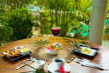 Hotel Pepem Holistic Experience