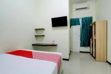 ホテル Capital O 90709 Djati Guest House