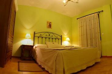 Жильё для туристов Alojamientos Rurales La Fuente