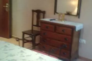 Apartamentos & Casa Rural Boada Con Jardin Interior Y Barbacoa