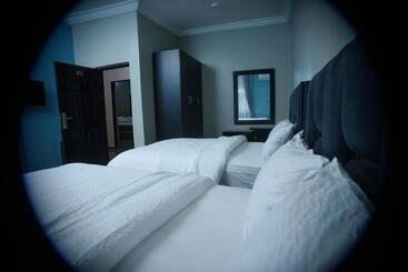 تختخواب و صبحانه E   Glisters Home