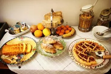 Bed and Breakfast La Casa Di Zoe Al Borgo