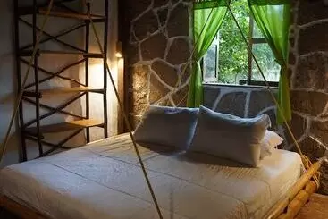 هتل Nunkai La Punta Hostel
