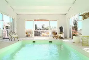 Bed and Breakfast La Villa Les Petits Gardons