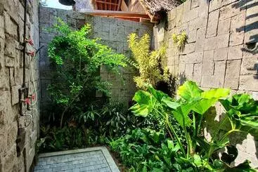 Hotelli Premadhan Cottage Canggu