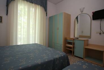 هتل Tres Jolie B&b