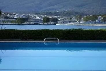 آپارتمان Nikis Village