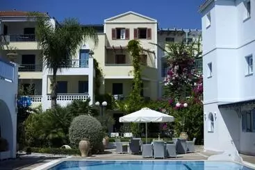 آپارتمان Nikis Village