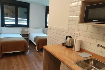 پانسیون Alojamientos Central