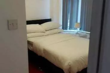 Aamiaismajoitus (B&B) Midtown Guesthouse