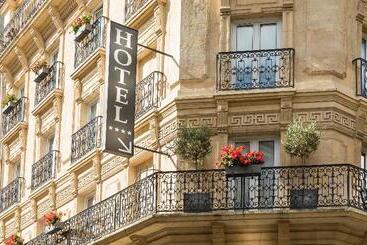 هتل Gardette Park