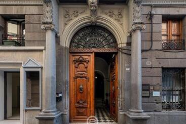 بنسيون La Buona Stella Rooms   City Centre