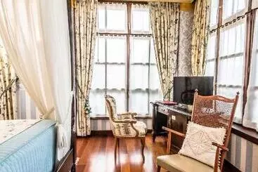 ホテル Palacete Real