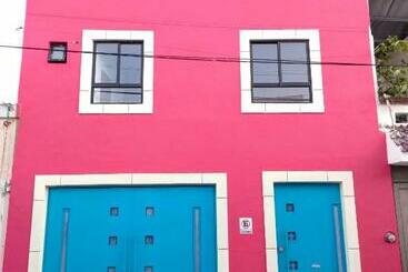 פנסיון Casa Republik