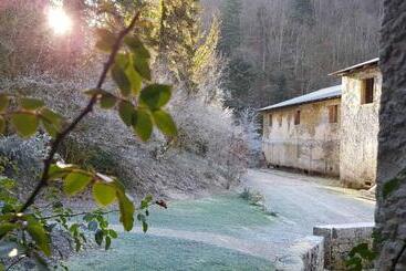 민박 Les Chambres De Liane