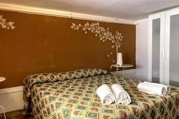 تختخواب و صبحانه San Demetrio