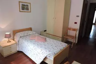 בית מלון כפרי Zeni