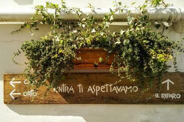 Vandrarhem Riparo Di Masseria Urbana