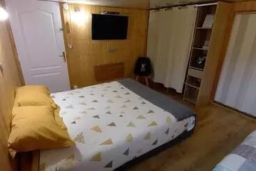 Bed and Breakfast Chambre D Hôte Chez Nathalie & Roland