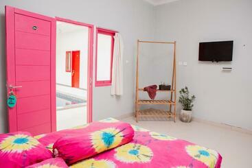 膳宿费 The Baladewa